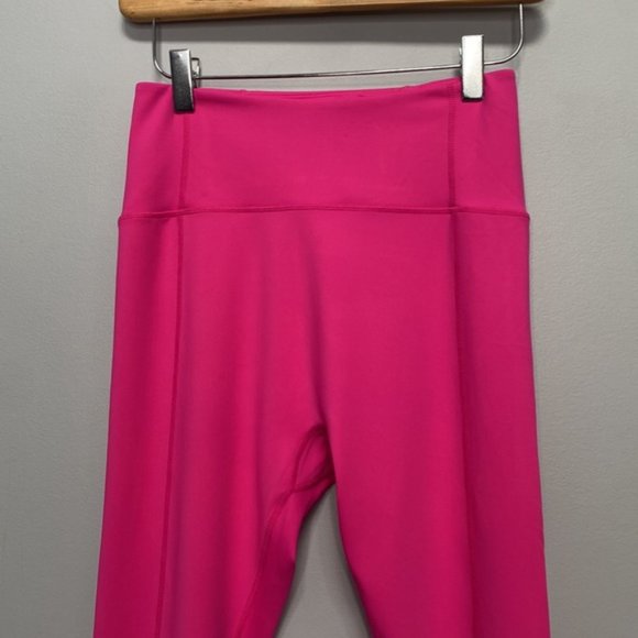 ❗️SOLD❗️Buffbunny Hot Pink Legacy Leggings Size M - Picture 6 of 9